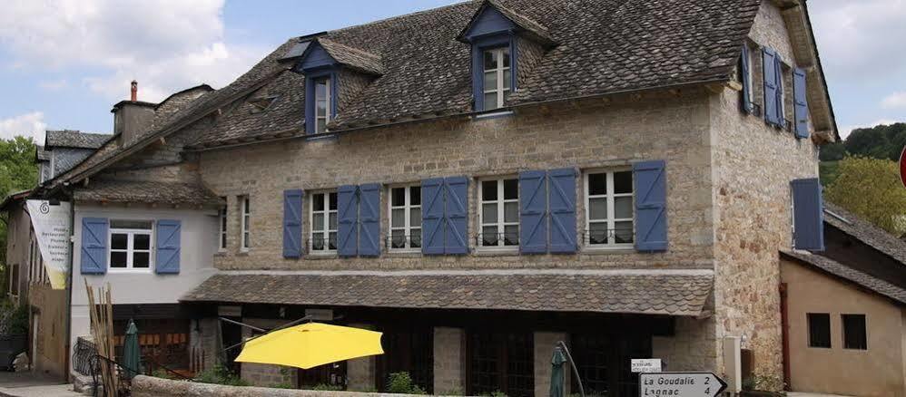 Logis Hotel Restaurant L'Auberge Du Chateau Muret-le-Château Екстериор снимка