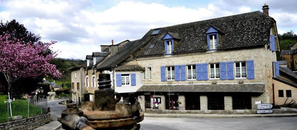 Logis Hotel Restaurant L'Auberge Du Chateau Muret-le-Château Екстериор снимка