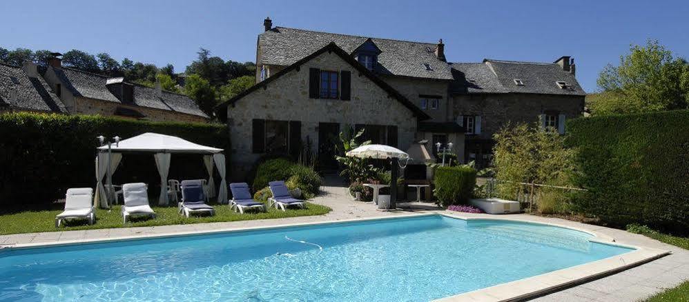 Logis Hotel Restaurant L'Auberge Du Chateau Muret-le-Château Екстериор снимка