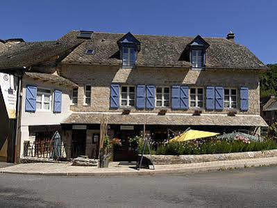 Logis Hotel Restaurant L'Auberge Du Chateau Muret-le-Château Екстериор снимка